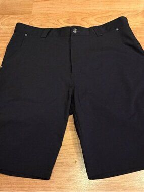 OGIO Men's Black Flat-Front Performance Golf Shorts Size 34